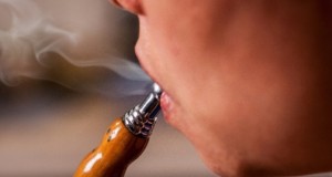 Narguilé pode ser mais nocivo que cigarro, dizem especialistas